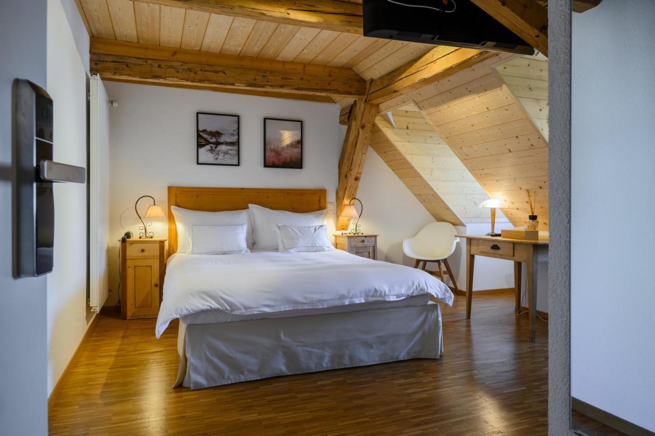Les Montagnards Hotell Broc Exteriör bild