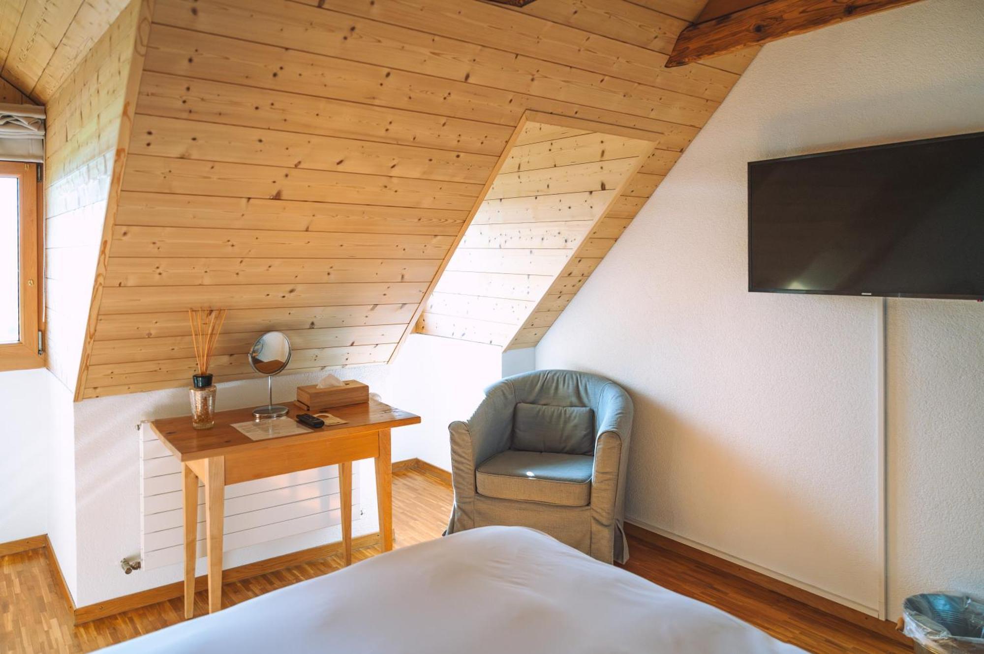 Les Montagnards Hotell Broc Exteriör bild