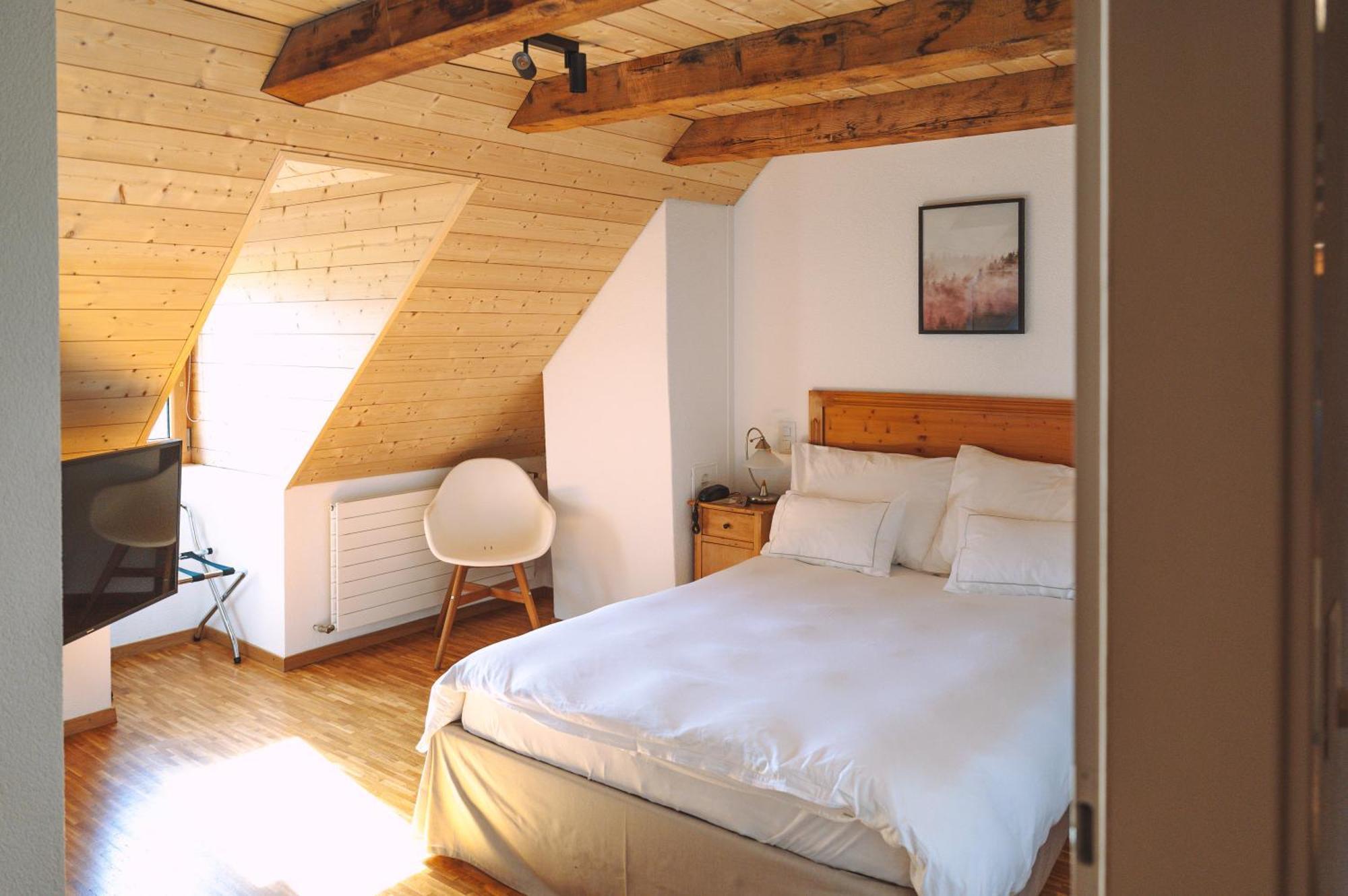 Les Montagnards Hotell Broc Exteriör bild